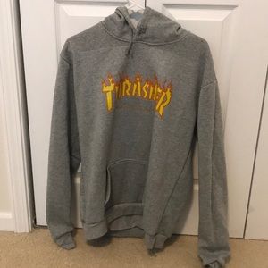 Thasher hoodie Grey